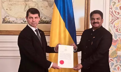 अंजनी कुमार ने यूक्रेन के उप विदेश मंत्री को सौंपी साख की प्रति