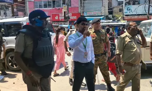 एसपी की बर्खास्तगी की मांग को लेकर प्रदर्शन, जेपी चौक समेत आसपास का इलाका छावनी में तब्दील