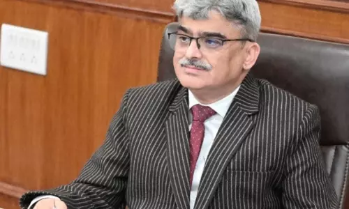 Jammu में जनसांख्यिकी पर शीर्ष अधिकारियों की बैठक Jammu में जनसांख्यिकी पर शीर्ष अधिकारियों की बैठक