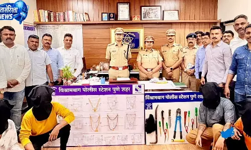 विश्रामबाग पुलिस ने अंतरराज्यीय चोर गिरोह का किया पर्दाफाश 37 लाख के गहने बरामद विश्रामबाग पुलिस ने अंतरराज्यीय चोर गिरोह का किया पर्दाफाश 37 लाख के गहने बरामद