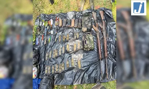 नक्सलियों को विस्फोटक सप्लाई करने के मामले में तीन को सुनाई गई कारावास की सजा