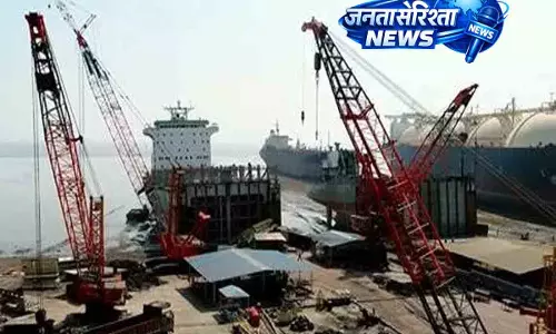 शिप रीसाइक्लिंग में भारत नंबर-1, क्षमता दोगुनी करने का लक्ष्य शिप रीसाइक्लिंग में भारत नंबर-1, क्षमता दोगुनी करने का लक्ष्य