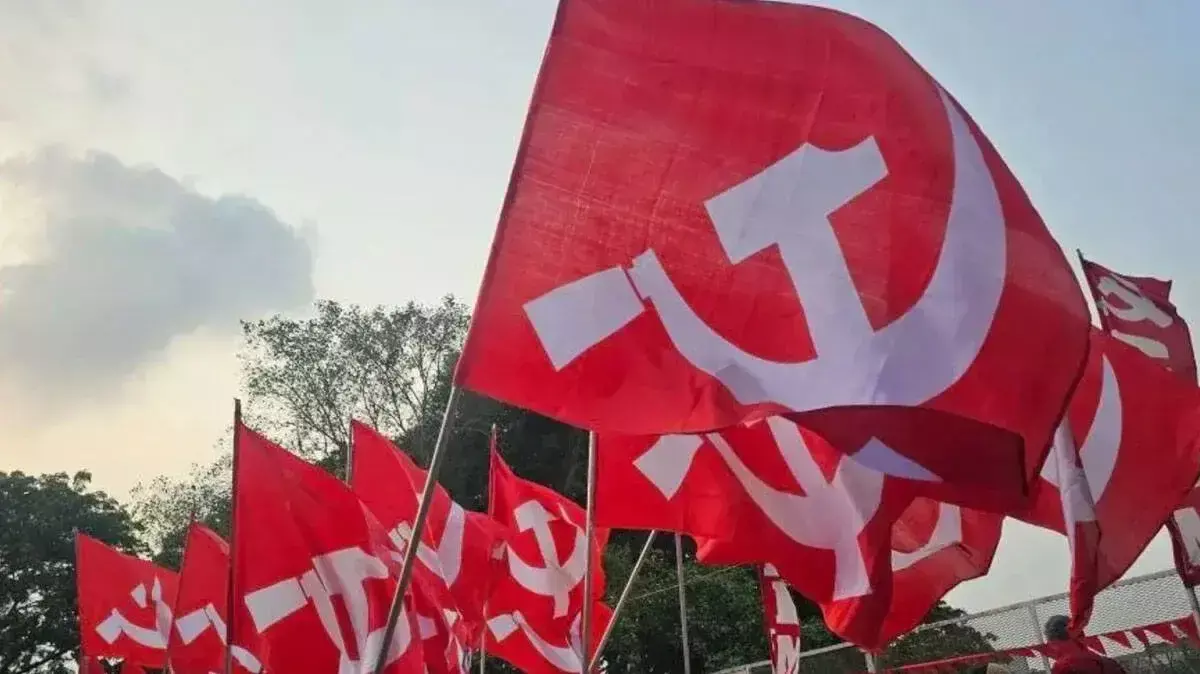 ओणम प्रतियोगिता रद्द: सीपीआई(एम) ने कार्किडाका वावु पर रखा पोर्क चैलेंज ओणम प्रतियोगिता रद्द: सीपीआई(एम) ने कार्किडाका वावु पर रखा पोर्क चैलेंज