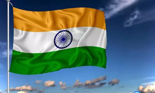 राष्ट्रीय ध्वज तिरंगे से जुड़े 8 रोचक फैक्ट्स राष्ट्रीय ध्वज तिरंगे से जुड़े 8 रोचक फैक्ट्स