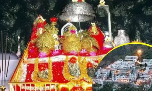 वैष्णो देवी मंदिर को 3 साल में 32 किलो सोना, ₹572 करोड़ दान वैष्णो देवी मंदिर को 3 साल में 32 किलो सोना, ₹572 करोड़ दान