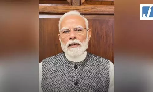 पीएम मोदी की अपील-घरों में उत्सव की तरह मनाएं ‘हर घर तिरंगा, हर मन तिरंगा’ पीएम मोदी की अपील-घरों में उत्सव की तरह मनाएं ‘हर घर तिरंगा, हर मन तिरंगा’