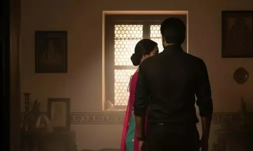 पति की हरकत से शर्मसार हुआ परिवार घर छोड़कर गुजरात पहुंचे पति की हरकत से शर्मसार हुआ परिवार घर छोड़कर गुजरात पहुंचे