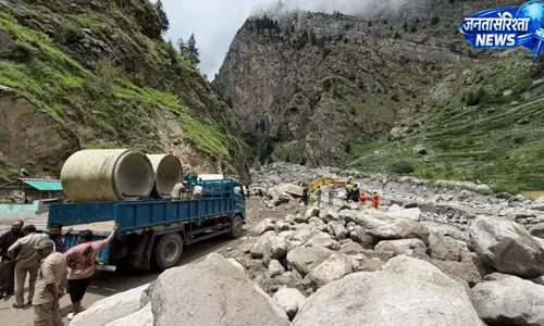 नीती घाटी में भारी बारिश से तमक नाला उफान पर, वैली ब्रिज बहने से यातायात बाधित