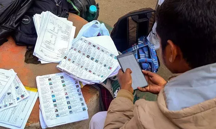 SIR के बाद तेलंगाना में मतदाताओं की संख्या 73 लाख से अधिक घट सकती है SIR के बाद तेलंगाना में मतदाताओं की संख्या 73 लाख से अधिक घट सकती है