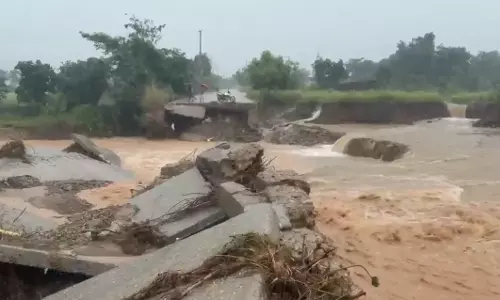 Kathua: मूसलाधार बारिश से कठुआ बेहाल, नदियों का जलस्तर बढ़ा