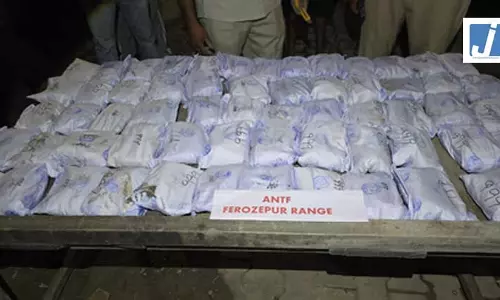 पुलिस की बड़ी कार्रवाई, 30.672 किलो हेरोइन बरामद, 3 तस्कर गिरफ्तार