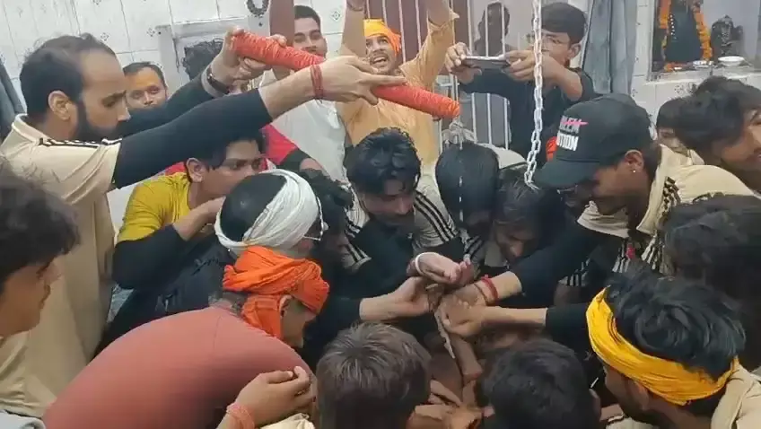 Nuh: शिवभक्तों ने नलेश्वर महादेव मंदिर में किया जलाभिषेक, पूरी हुई कांवड़ यात्रा