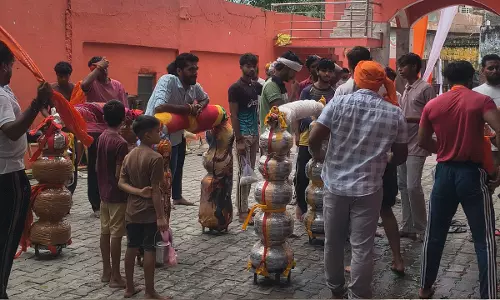 Rohtak: शिवरात्रि पर शिव मंदिरों में आस्था का सैलाब, श्रद्धालुओं ने किया जलाभिषेक Rohtak: शिवरात्रि पर शिव मंदिरों में आस्था का सैलाब, श्रद्धालुओं ने किया जलाभिषेक