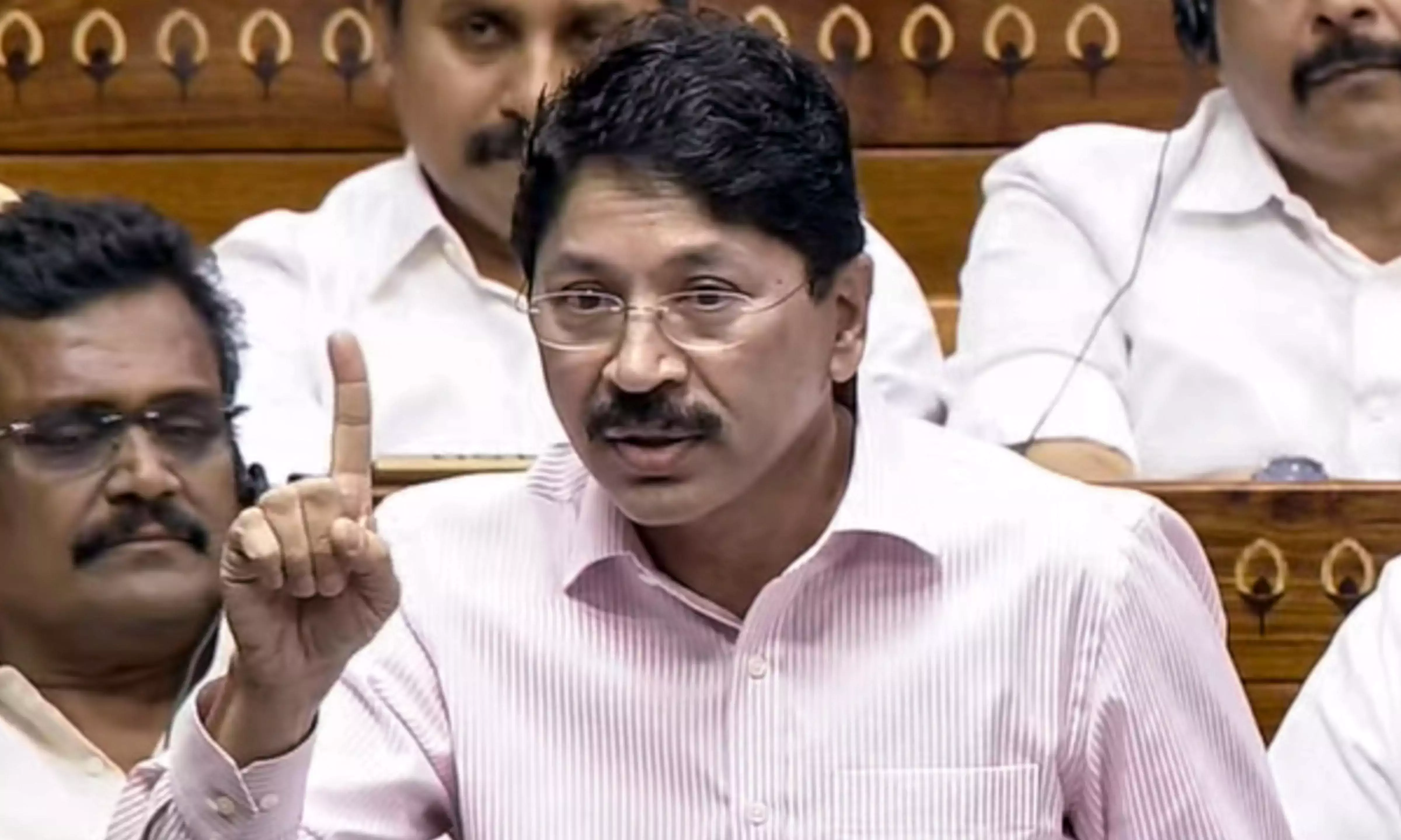 Tamil Nadu: कांग्रेस निष्पक्ष से नहीं परिसीमन की ओर बढ़ रही है: डीएमके मारन Tamil Nadu: कांग्रेस निष्पक्ष से नहीं परिसीमन की ओर बढ़ रही है: डीएमके मारन