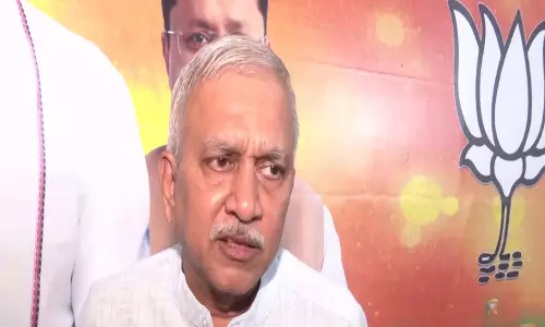 NEET के खिलाफ तमिलनाडु प्रस्ताव का BJP ने किया विरोध NEET के खिलाफ तमिलनाडु प्रस्ताव का BJP ने किया विरोध