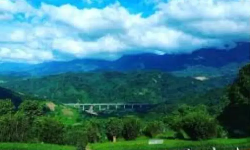Assam: सार्वजनिक स्थलों पर गंदगी और शराबखोरी पर प्रशासन सख्त Assam: सार्वजनिक स्थलों पर गंदगी और शराबखोरी पर प्रशासन सख्त