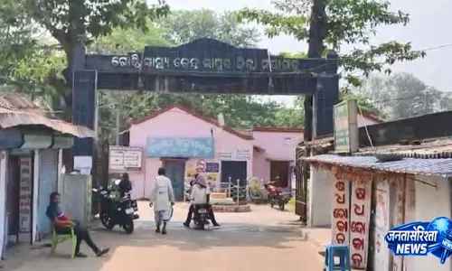 इंजेक्शन के बाद छात्रा की मौत, डॉक्टर फरार