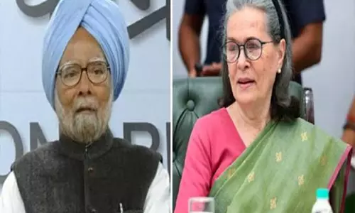 मोदी की रेनकोट टिप्पणी पर सोनिया गांधी ने जताई नाराजगी