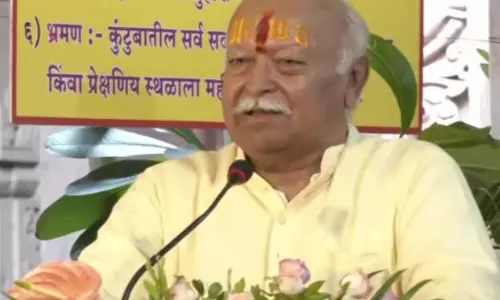मोहन भागवत ने नागपुर में गणेश मंदिर के गर्भगृह का किया उद्घाटन मोहन भागवत ने नागपुर में गणेश मंदिर के गर्भगृह का किया उद्घाटन