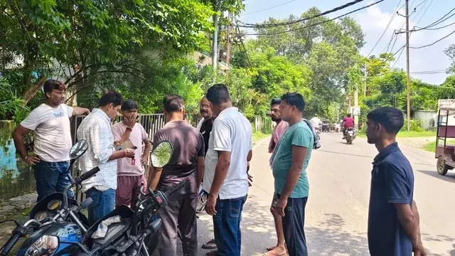 फोन पर मानसिक प्रताड़ना से परेशान युवती की मौत, जांच में जुटी पुलिस फोन पर मानसिक प्रताड़ना से परेशान युवती की मौत, जांच में जुटी पुलिस