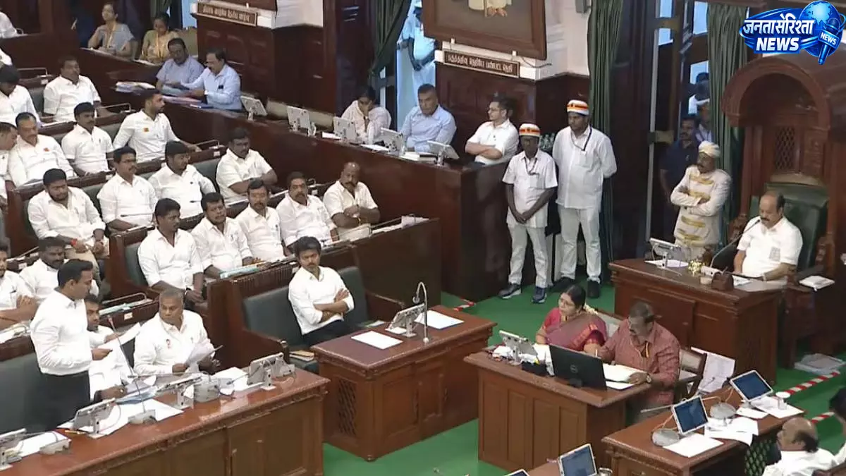 तमिलनाडु विधानसभा में NEET के खिलाफ सर्वसम्मति से प्रस्ताव पास तमिलनाडु विधानसभा में NEET के खिलाफ सर्वसम्मति से प्रस्ताव पास