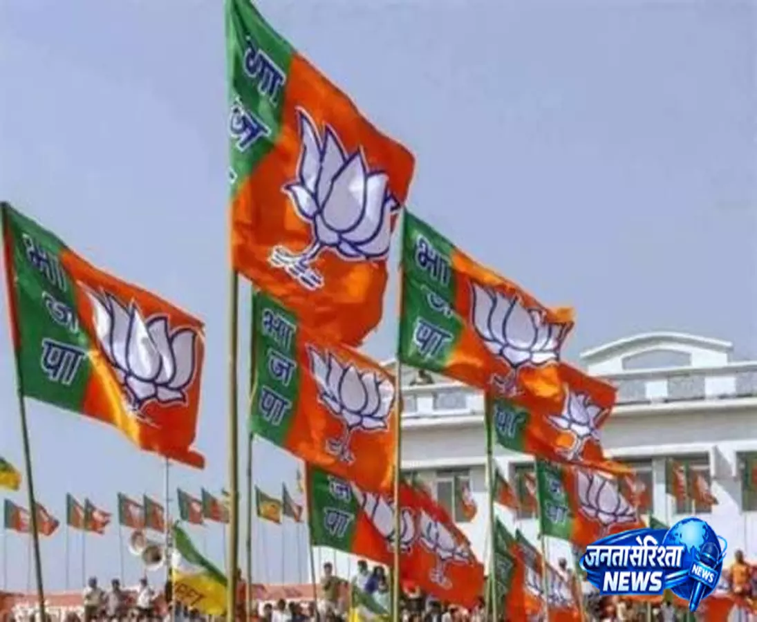 BJP में नए चेहरों को मौका गोरखपुर समेत जिलों में टीम गठन की तैयारी
