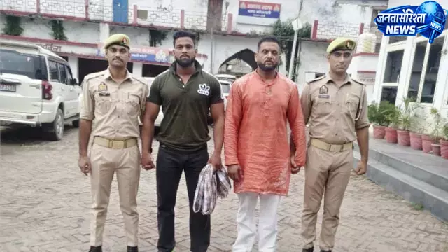 ट्रांसजेंडरों से मारपीट और अभद्रता के आरोप में जिम संचालक समेत दो गिरफ्तार, कोर्ट से मिली जमानत ट्रांसजेंडरों से मारपीट और अभद्रता के आरोप में जिम संचालक समेत दो गिरफ्तार, कोर्ट से मिली जमानत