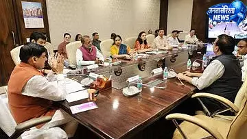 MP पुलिस में 27,534 प्रमोशन, नई भर्ती का रास्ता साफ MP पुलिस में 27,534 प्रमोशन, नई भर्ती का रास्ता साफ