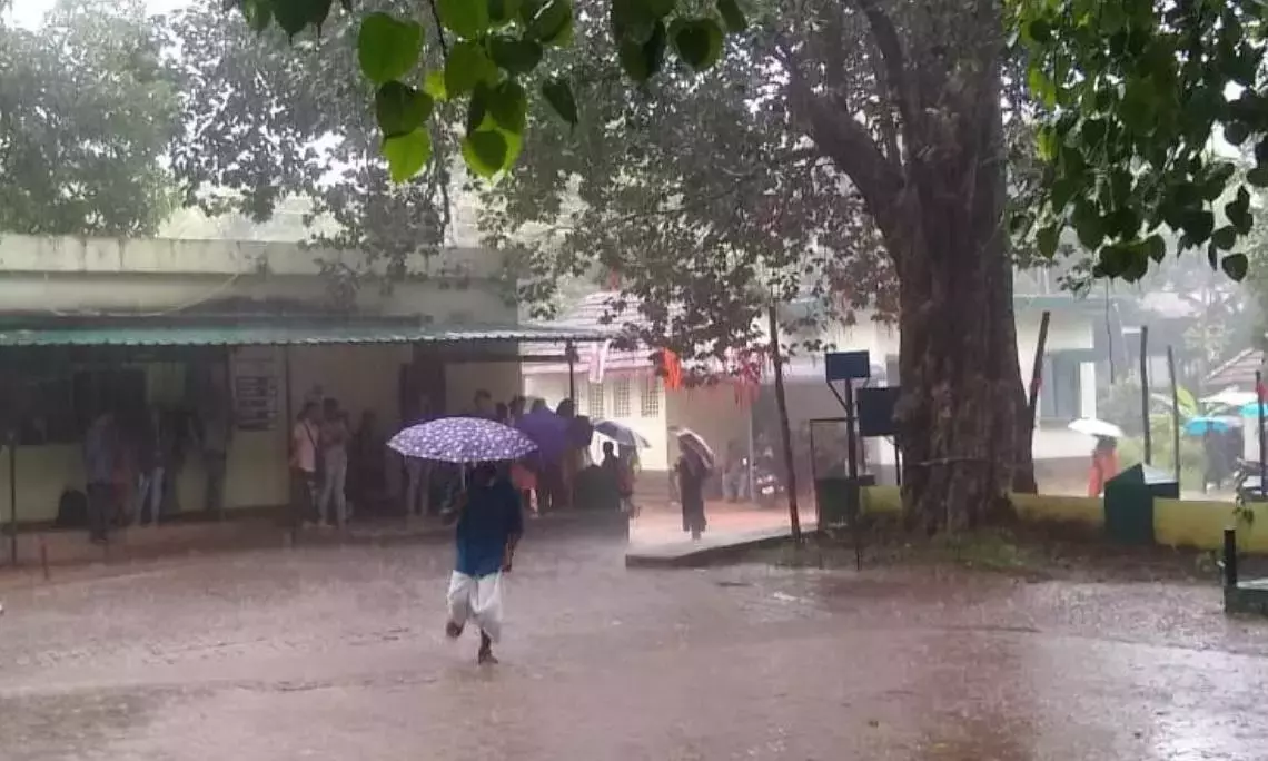Telangana के कई जिलों में बारिश की संभावना, हैदराबाद में रात में बारिश देखने को मिल सकती है Telangana के कई जिलों में बारिश की संभावना, हैदराबाद में रात में बारिश देखने को मिल सकती है