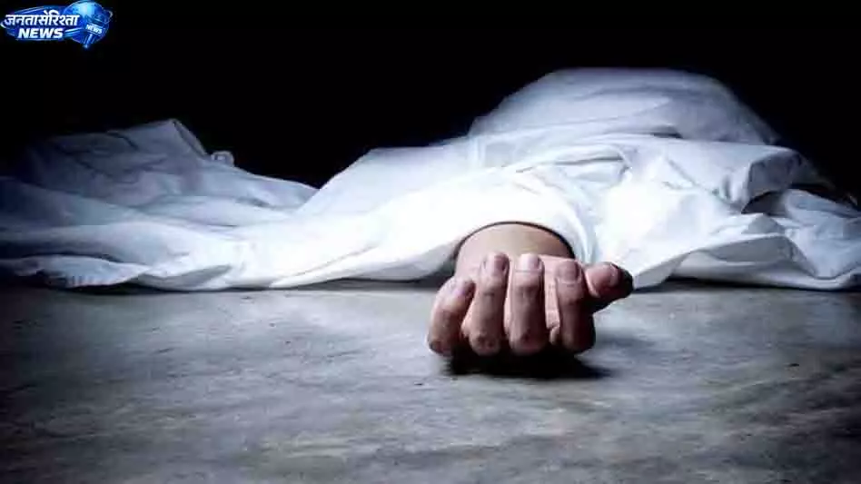 तेज रफ्तार वाहन ने बाइक सवार को मारी टक्कर मौके पर मौत तेज रफ्तार वाहन ने बाइक सवार को मारी टक्कर मौके पर मौत