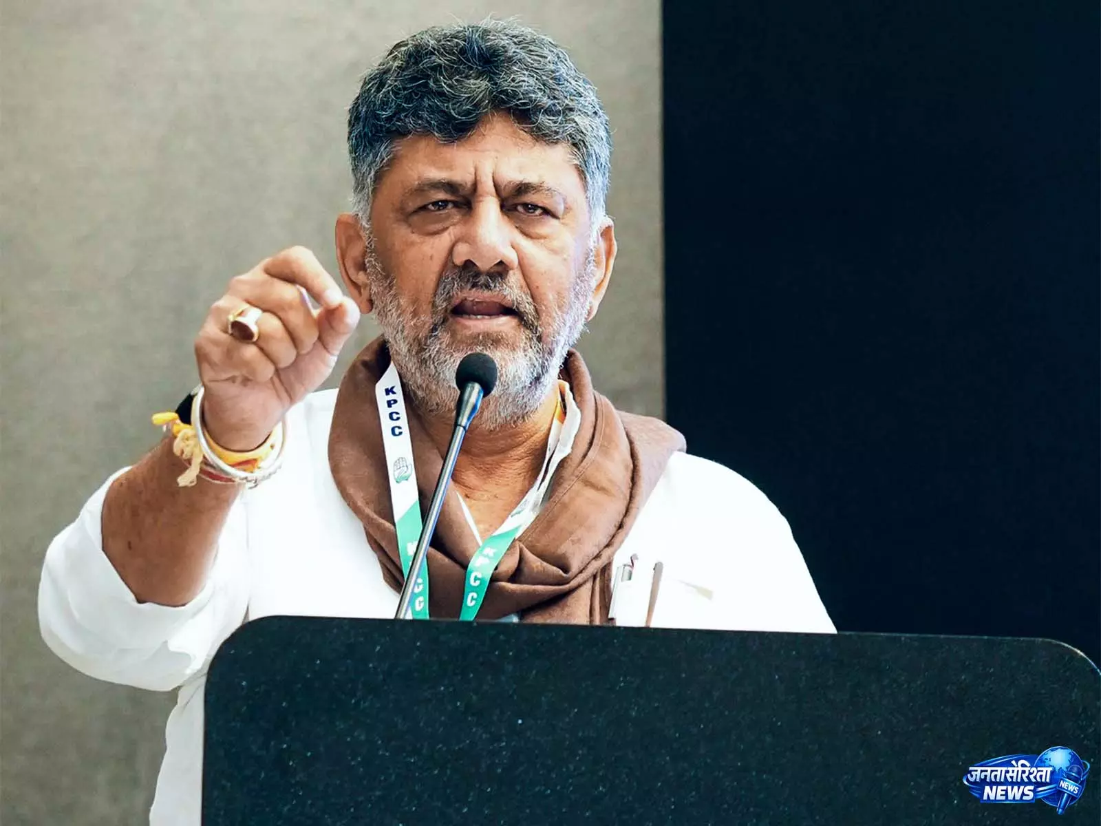 राज्य में पानी की स्थिति का आकलन करने के बाद आगे की कार्रवाई: कर्नाटक के CM डीके शिवकुमार राज्य में पानी की स्थिति का आकलन करने के बाद आगे की कार्रवाई: कर्नाटक के CM डीके शिवकुमार
