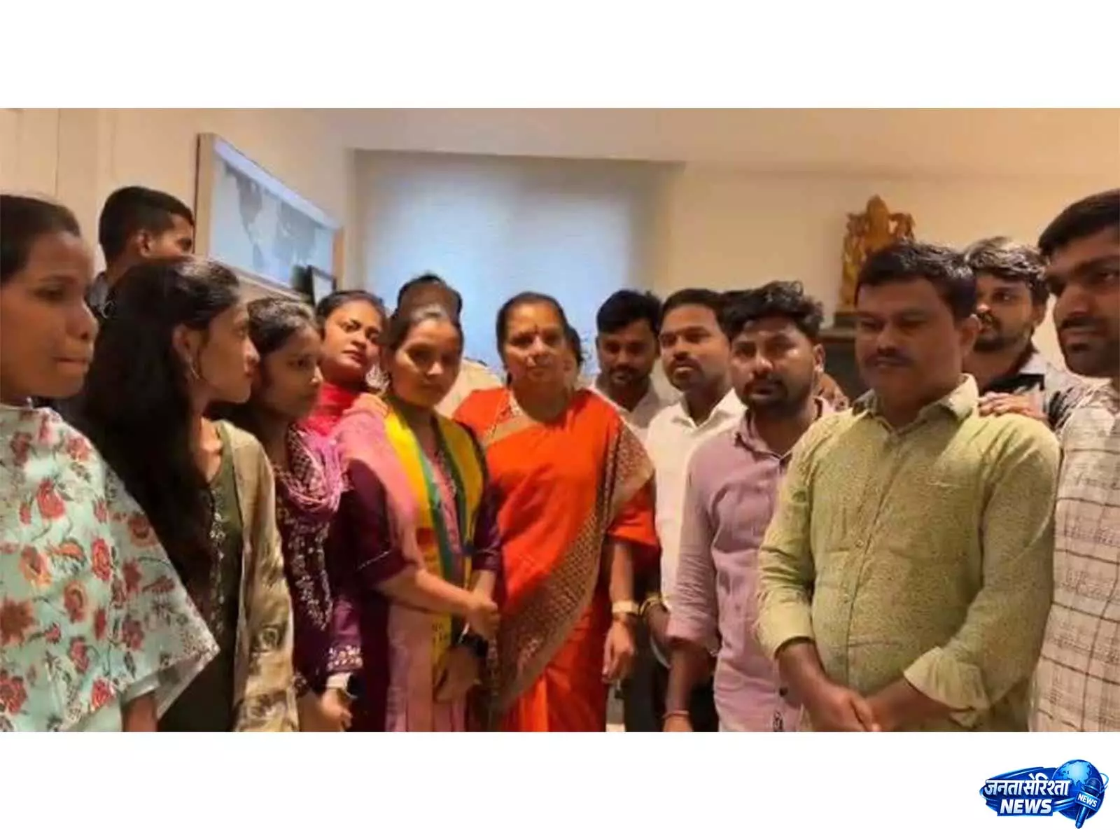 निजी अस्पताल नर्सों की सुविधाओं को लेकर कविता की मांग निजी अस्पताल नर्सों की सुविधाओं को लेकर कविता की मांग