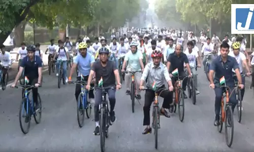 दिल्ली में हर घर तिरंगा साइकिल यात्रा दिल्ली में हर घर तिरंगा साइकिल यात्रा