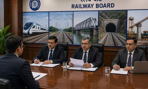 रेलवे निर्माण संगठन में अफसरों की सीधी तैनाती पर रोक रेलवे निर्माण संगठन में अफसरों की सीधी तैनाती पर रोक