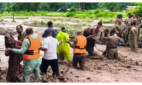 हिमाचल में मानसून का कहर 43 दिन में 70 मौतें हिमाचल में मानसून का कहर 43 दिन में 70 मौतें
