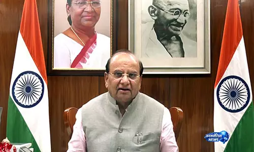 लद्दाख के LG वी.के. सक्सेना ने 2022-2025 के लिए 36 लोगों को UT स्टेट अवॉर्ड्स से किया सम्मानित लद्दाख के LG वी.के. सक्सेना ने 2022-2025 के लिए 36 लोगों को UT स्टेट अवॉर्ड्स से किया सम्मानित
