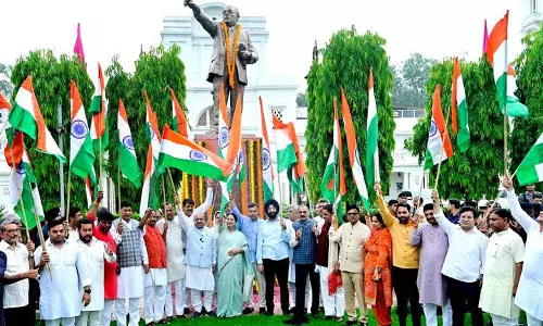 Delhi विधानसभा में तिरंगा यात्रा का आयोजन Delhi विधानसभा में तिरंगा यात्रा का आयोजन