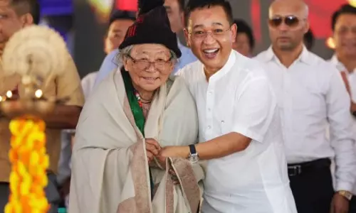 रंगपो में दूसरा आमा सम्मान दिवस मनाया गया मुख्यमंत्री ने गिनाईं महिला योजनाएं रंगपो में दूसरा आमा सम्मान दिवस मनाया गया मुख्यमंत्री ने गिनाईं महिला योजनाएं