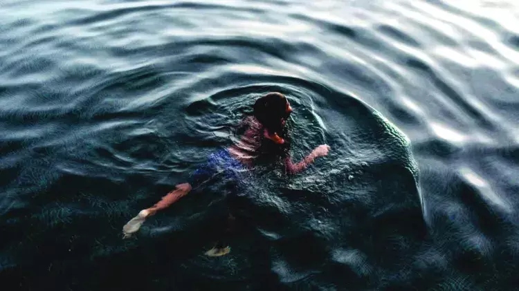 Nahan: बरसाती नाले में खेलते समय डूबा बच्चा, मौत से मचा हड़कंप Nahan: बरसाती नाले में खेलते समय डूबा बच्चा, मौत से मचा हड़कंप