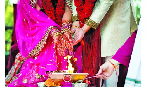 विवाह का महत्व समझें सामाजिक कानूनी और सांस्कृतिक संस्था के रूप में विवाह का महत्व समझें सामाजिक कानूनी और सांस्कृतिक संस्था के रूप में