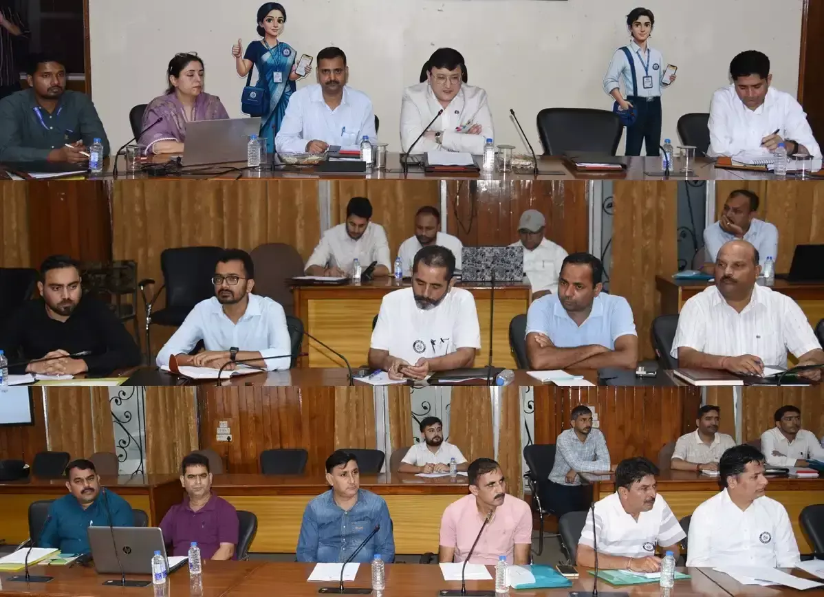 Udhampur: जनगणना 2027 के द्वितीय चरण को लेकर उधमपुर में प्रशिक्षण शुरू