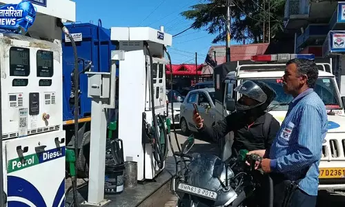हिमाचल में पेट्रोल-डीजल 60 पैसे महंगा, अनाथ एवं विधवा सेस पर लोगों में नाराजगी
