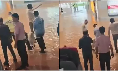 नोएडा एयरपोर्ट पर जलभराव, अखिलेश का तंज नोएडा एयरपोर्ट पर जलभराव, अखिलेश का तंज