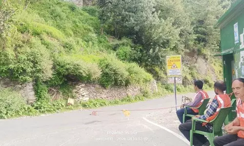 चंबा के भरमौर में ग्रीन टैक्स से वाहनों की एंट्री महंगी चंबा के भरमौर में ग्रीन टैक्स से वाहनों की एंट्री महंगी