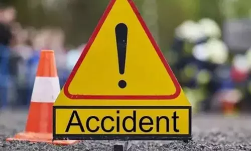 मानगो में दो बाइकों की जोरदार टक्कर, युवक की मौत, तीन घायल मानगो में दो बाइकों की जोरदार टक्कर, युवक की मौत, तीन घायल