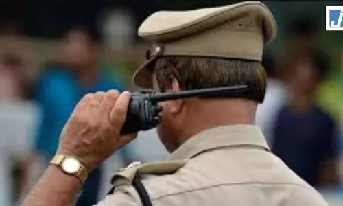 बाप रे बाप! कमर में विस्फोटक बांधा फिर खुद को उड़ा लिया, नाबालिग बेटी भी चपेट में आई