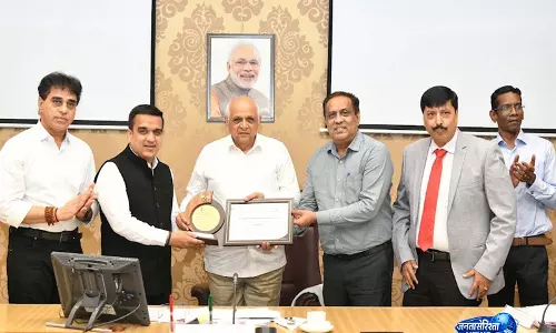 अंगदान में बेहतरीन काम के लिए 3 सरकारी अस्पतालों को मिले राष्ट्रीय पुरस्कार अंगदान में बेहतरीन काम के लिए 3 सरकारी अस्पतालों को मिले राष्ट्रीय पुरस्कार