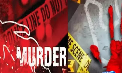 घर में पत्नी की हत्या पति की तलाश में पुलिस