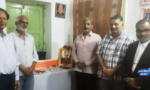 मजदूर नेता छीतरमल सेन की पांचवीं पुण्यतिथि पर पुष्पांजलि मजदूर नेता छीतरमल सेन की पांचवीं पुण्यतिथि पर पुष्पांजलि