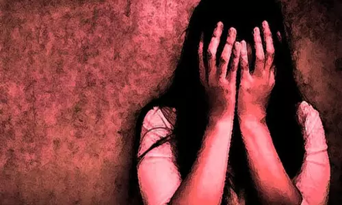 लॉ छात्रा की मौत से हड़कंप दुष्कर्म के आरोप में पड़ोसी गिरफ्तार